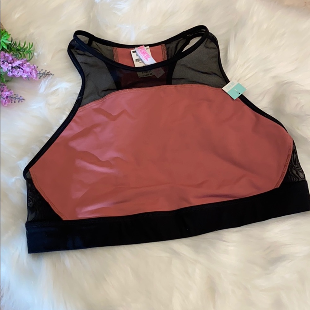 🎀NWT PINK sport bra size L